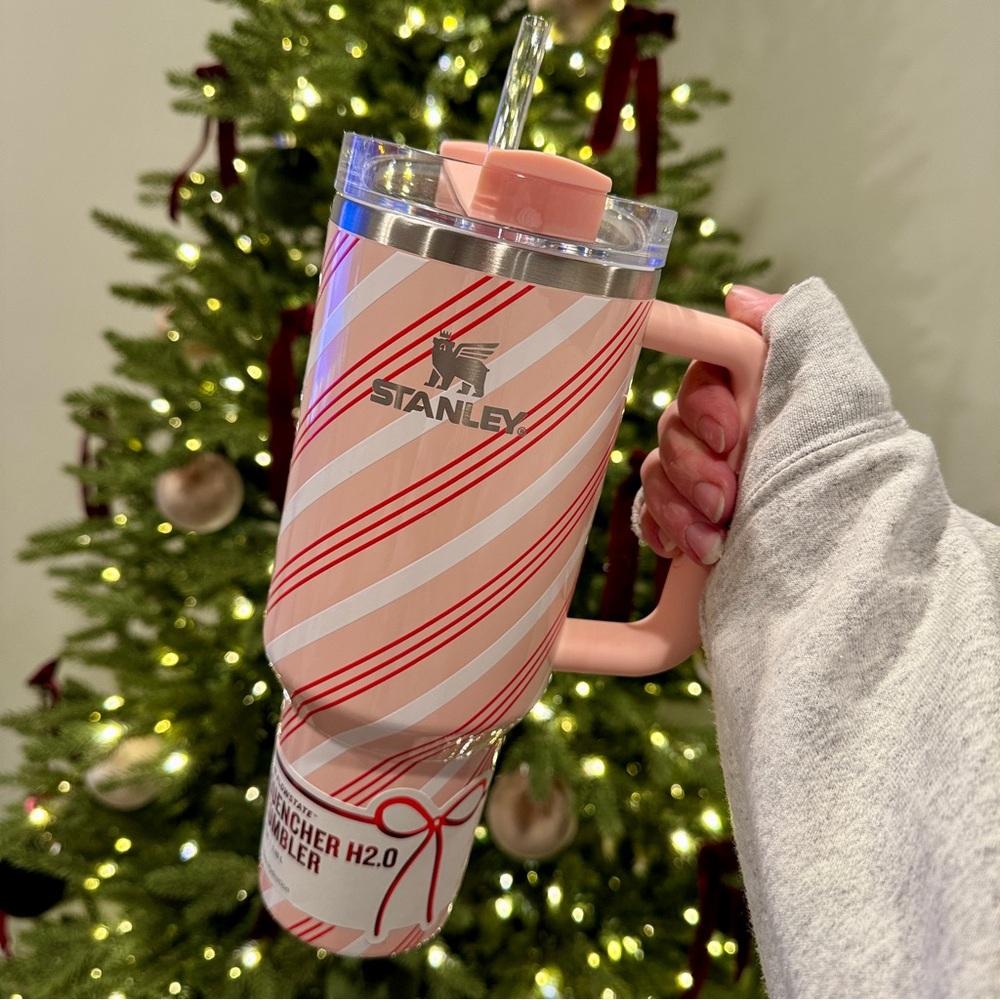 Stanley Strawberry Twist Striped Tumbler 40 oz new